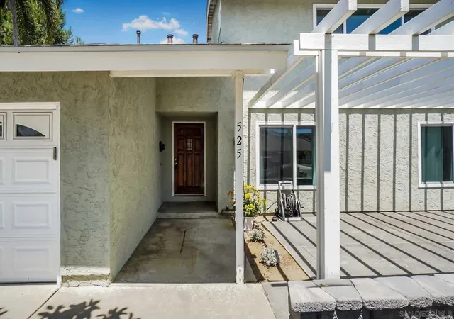 Photo 3 of Sale Pending at 525 Manzanita St, Chula Vista, CA 91911 | MLS# 260011869SD | Listing updated on 2026-05-21