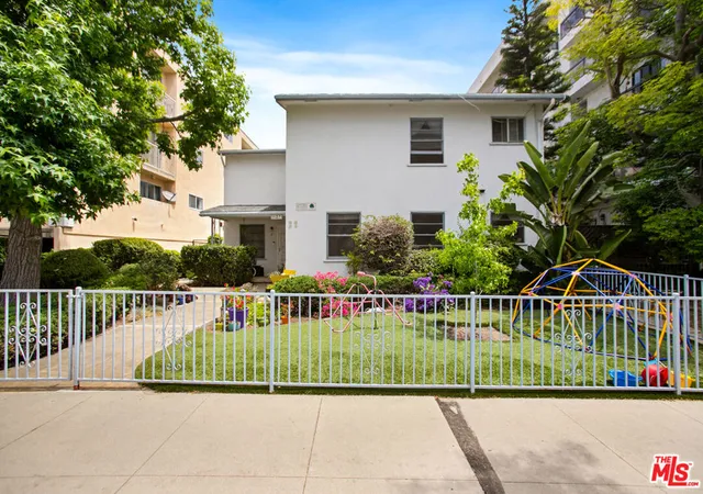 Homes for sale in Santa Monica, CA | 1127 5th St, Santa Monica, CA 90403 | MLS# 26834663