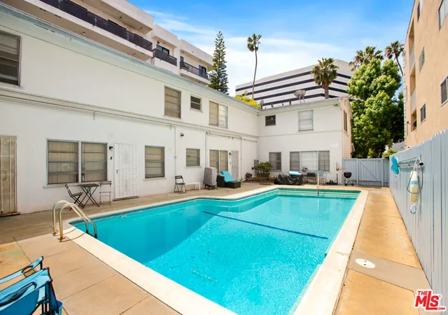 Homes for sale in Santa Monica, CA | 1127 5Th St, Santa Monica, CA 90403 | MLS# 26834663
