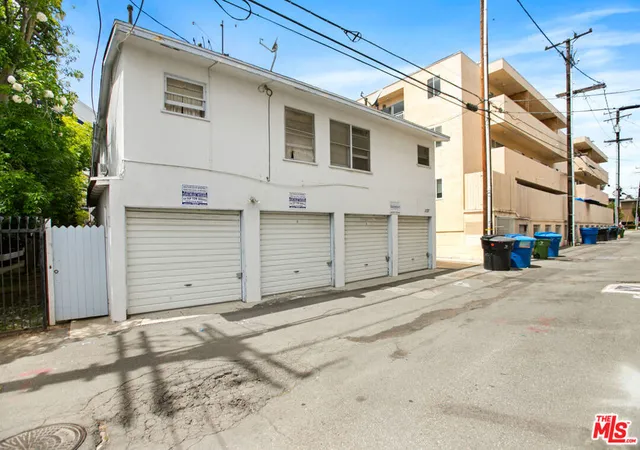 Homes for sale in Santa Monica, CA | 1127 5th St, Santa Monica, CA 90403 | MLS# 26834663