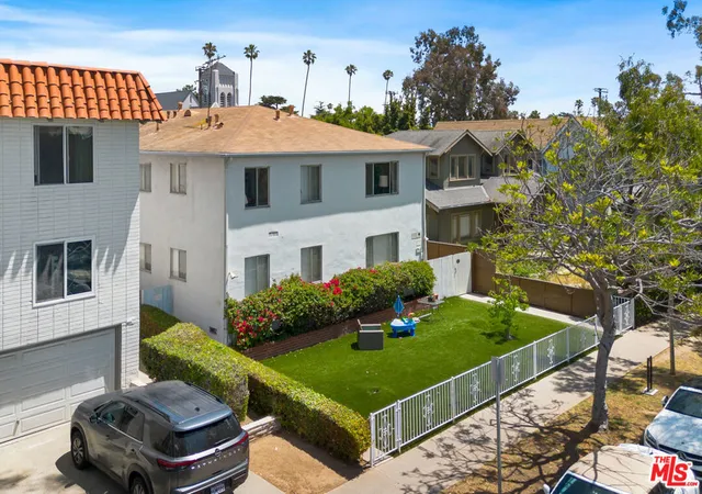 Homes for sale in Santa Monica, CA | 947 7th St, Santa Monica, CA 90403 | MLS# 26834679