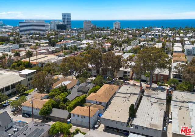 Homes for sale in Santa Monica, CA | 947 7Th St, Santa Monica, CA 90403 | MLS# 26834679
