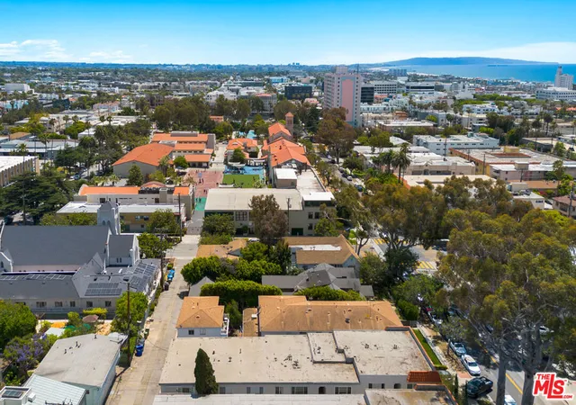 Homes for sale in Santa Monica, CA | 947 7Th St, Santa Monica, CA 90403 | MLS# 26834679