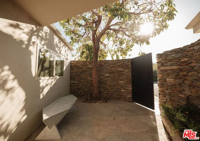 Photo 3 of Single family home for sale at 2400 Crst View Dr, Los Angeles, CA 90046 | MLS# 26833843 | Listing updated on 2026-06-08