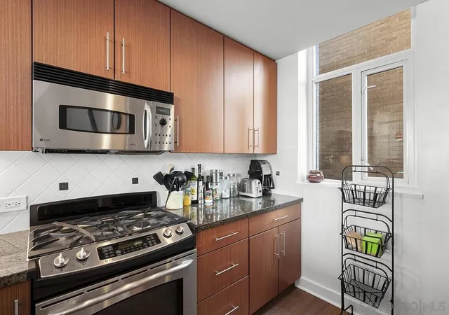 Photo 2 of Condo for sale at 325 7th Avenue #211, San Diego, CA 92101 | MLS# 260011875SD | Listing updated on 2026-05-15
