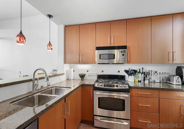 Photo 3 of Condo for sale at 325 7th Avenue #211, San Diego, CA 92101 | MLS# 260011875SD | Listing updated on 2026-05-15
