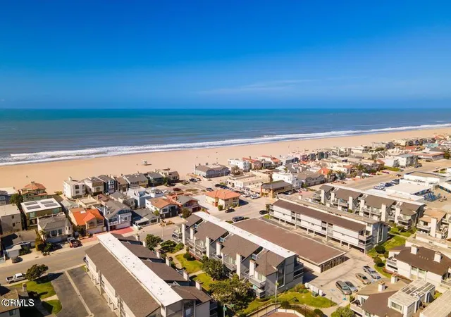 Photo 2 of Condo for sale at 3107 Harbor Blvd, Oxnard, CA 93035 | MLS# V1-36447 | Listing updated on 2026-09-29