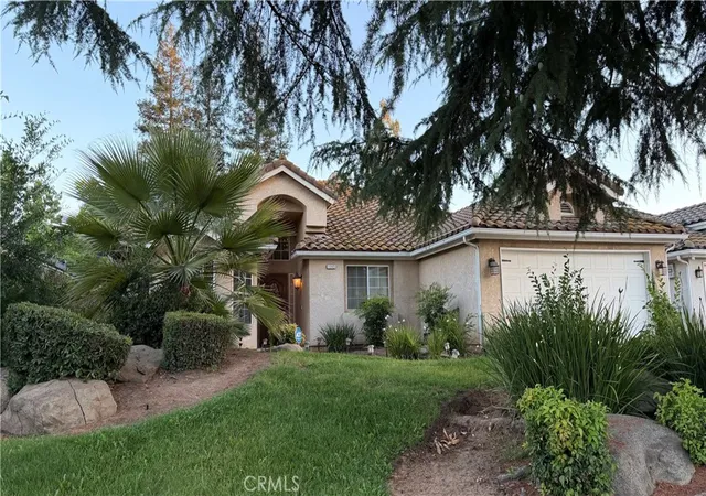 Photo 3 of Single family home for sale at 1145 E Woodhaven Ln, Fresno, CA 93720 | MLS# AR26106094 | Listing updated on 2026-05-30