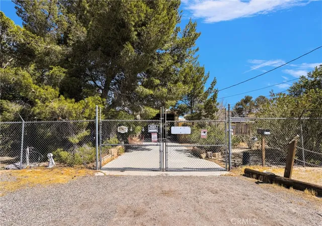 Photo 2 of Single family home for sale at 32203 Prairie, Barstow, CA 92311 | MLS# HD26102903 | Listing updated on 2026-05-16