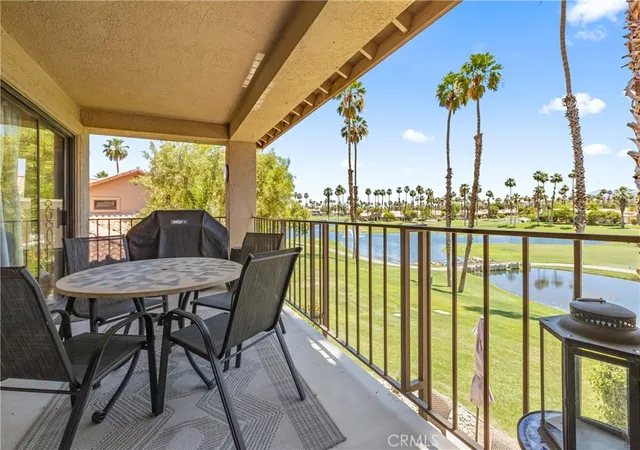 Listing Photo 5 - Condo for sale in building located at 38035 Crocus Ln, Palm Desert, CA 92211