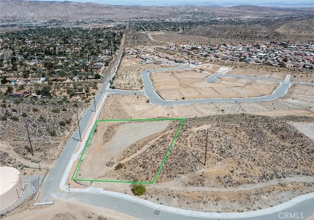 2nd image of 8811 Sage, Yucca Valley, CA 92284 | MLS# JT26106595