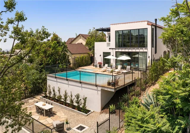 3rd image of 2168 Princeton, Los Angeles, CA 90026 | MLS# PF26059686