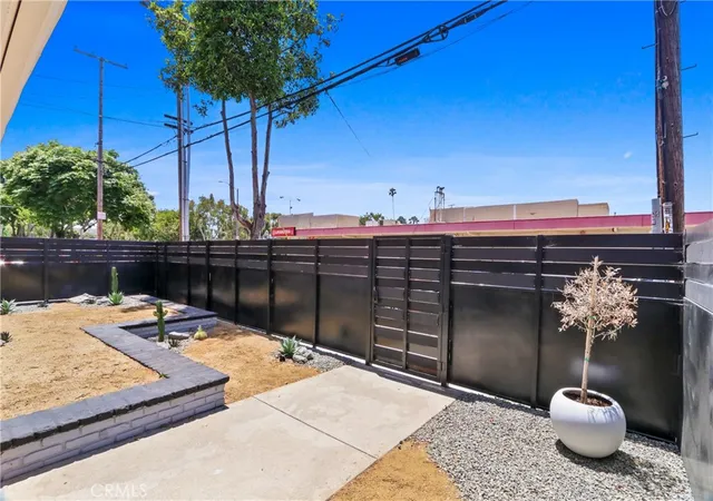 Homes for sale in Long Beach, CA | 646 Nebraska Ave, Long Beach, CA 90802
