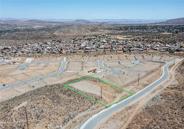 4th image of 56950 San Andreas, Yucca Valley, CA 92284 | MLS# JT26106610