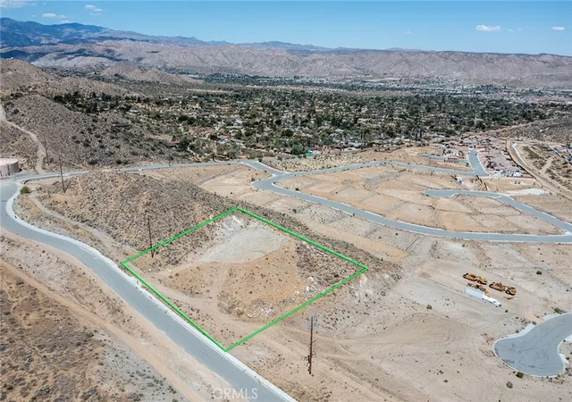 5th image of 56950 San Andreas, Yucca Valley, CA 92284 | MLS# JT26106610