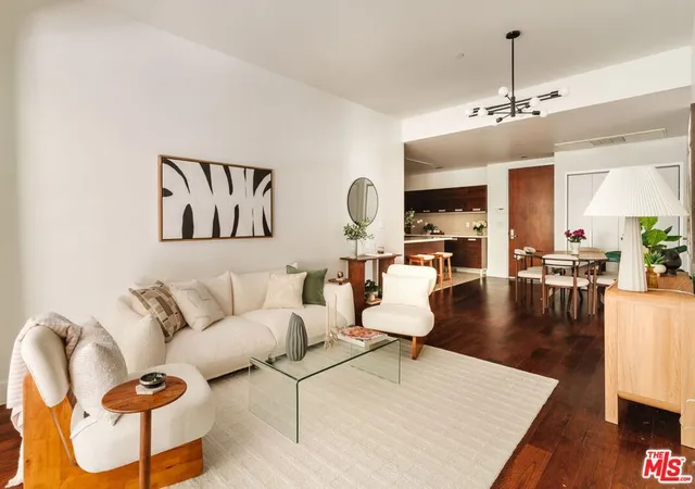 5th image of 6735 Yucca St, Los Angeles, CA 90028