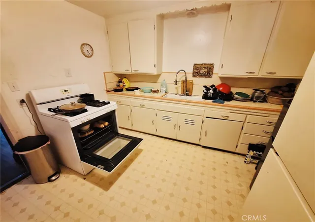 5th image of 241 Barham Ave, Santa Rosa, CA 95407 | MLS# PW26105403