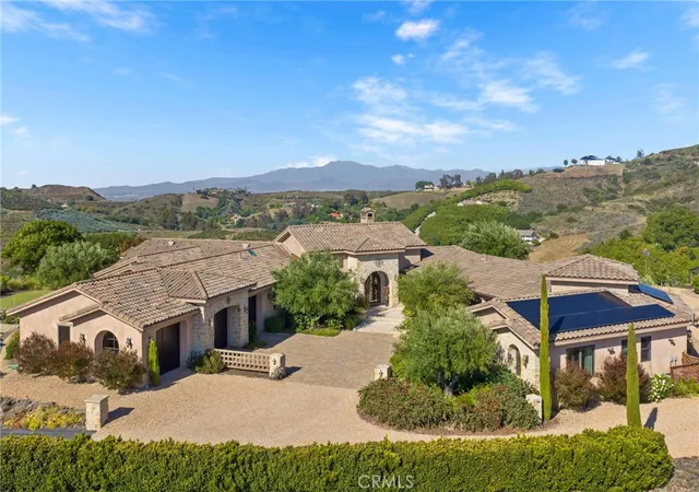 3rd image of 27050 Via Vanessa, Temecula, CA 92590 | MLS# SW26090980