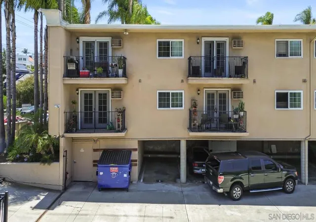 Listing Photo 2 - Condo for sale in building located at 4570 54Th, San Diego, CA 92115 - Unit #115