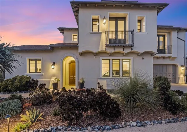 Homes for sale in Rancho Santa Fe, CA | 18370 Avenida Apice, Rancho Santa Fe, CA 92067 | MLS# 260011905SD