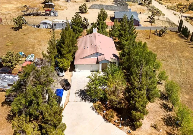 3rd image of 9770 Sunny Vista, Phelan, CA 92371 | MLS# PW26105443