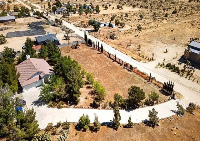 4th image of 9770 Sunny Vista, Phelan, CA 92371 | MLS# PW26105443