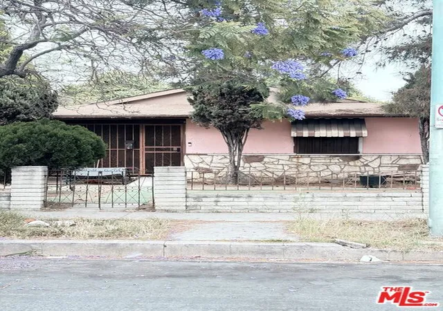 2nd image of 3112 S Hobart Blvd, Los Angeles, CA 90018 | MLS# 26833431
