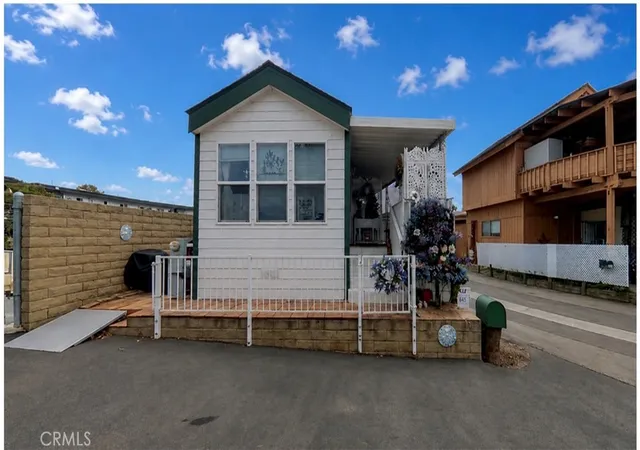 Homes for sale in Seal Beach, CA | 43 Riversea, Seal Beach, CA 90740 | MLS# PW26106378