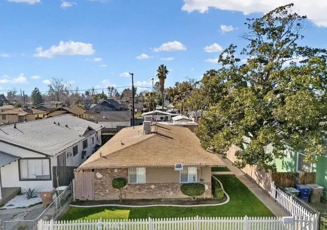 4th image of 313 F, Bakersfield, CA 93304 | MLS# SB26103703