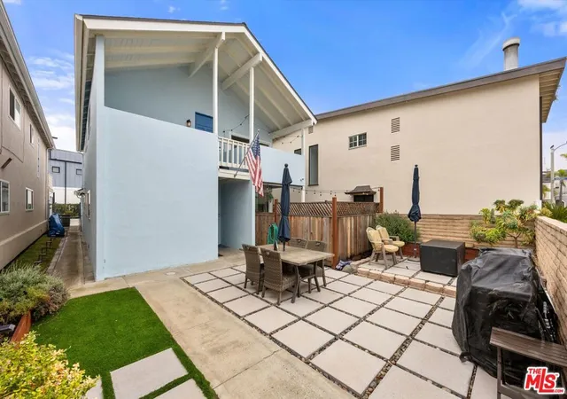 Homes for sale in Newport Beach, CA | 211 Cypress St, Newport Beach, CA 92661 | MLS# 26833345