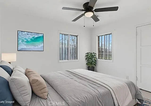 5th image of 2403 S I, Bakersfield, CA 93304 | MLS# IV26106767
