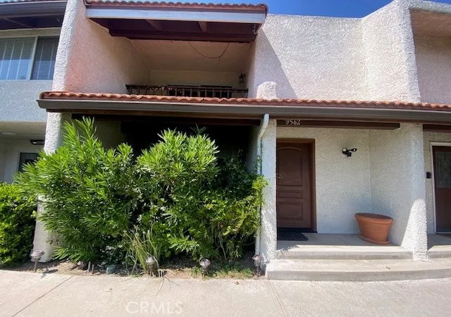 5th image of 9562 Via Bernardo, Burbank, CA 91504 | MLS# BB26103480