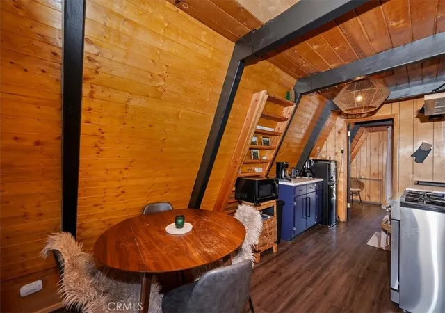 Photo 4 of House for sale at 110 E N Shore Dr, Big Bear City, CA 92314 | MLS# IG26101592 | Listing updated on 2026-06-03