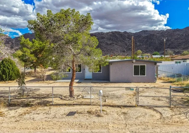 Photo 3 of Single family home for sale at 72589 Sullivan Rd, Twentynine Palms, CA 92277 | MLS# JT26099060 | Listing updated on 2026-05-21