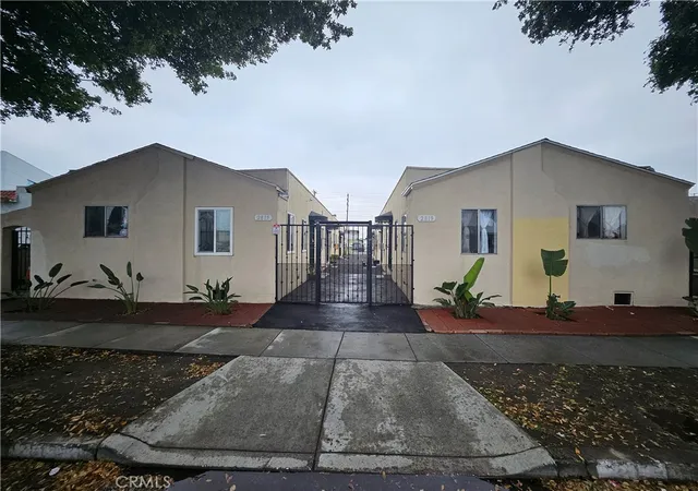 1st image of 2815 Orchard Pl, South Gate, CA 90280 | MLS# PW26106882