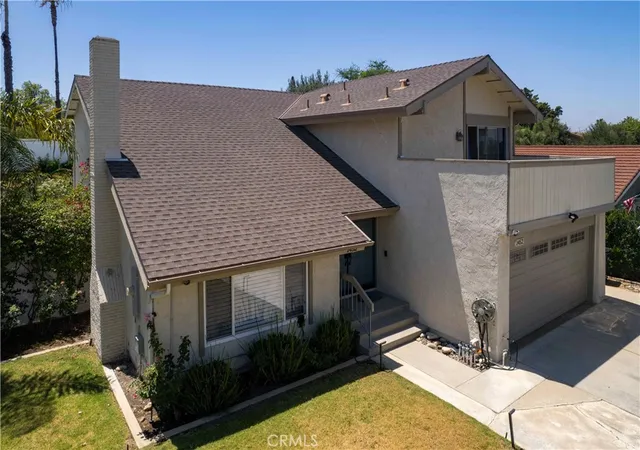 Photo 3 of Single family home for sale at 1452 Granada Ave, Corona, CA 92880 | MLS# SR26106890 | Listing updated on 2026-06-14