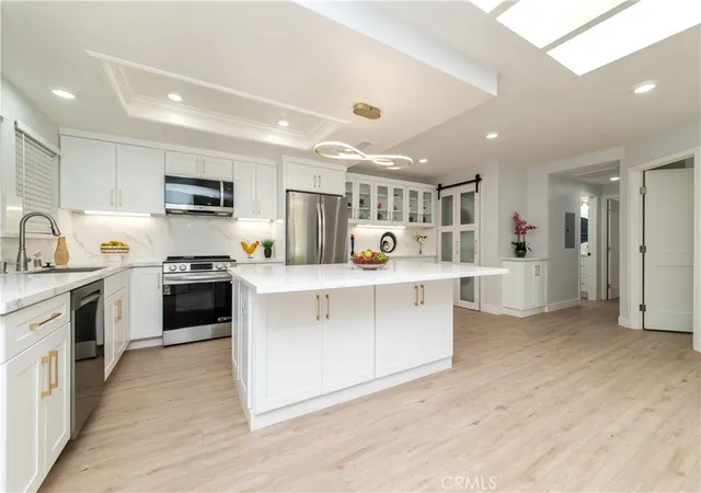 Photo 3 of Condo for sale at 2112 Via Puerta #N, Laguna Woods, CA 92637 | MLS# OC26106904 | Listing updated on 2026-10-08
