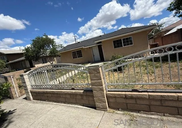 Photo 3 of Sale Pending at 740 N Topeka, Anaheim, CA 92805 | MLS# 260011923SD | Listing updated on 2026-06-04