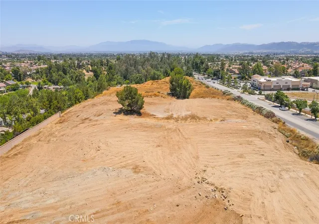 3rd image of 2 Jackson Ave, Murrieta, CA 92562 | MLS# ND26103957