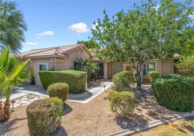 Photo 3 of Single family home for sale at 44525 Saffron Ct, La Quinta, CA 92253 | MLS# IG26106643 | Listing updated on 2026-09-22