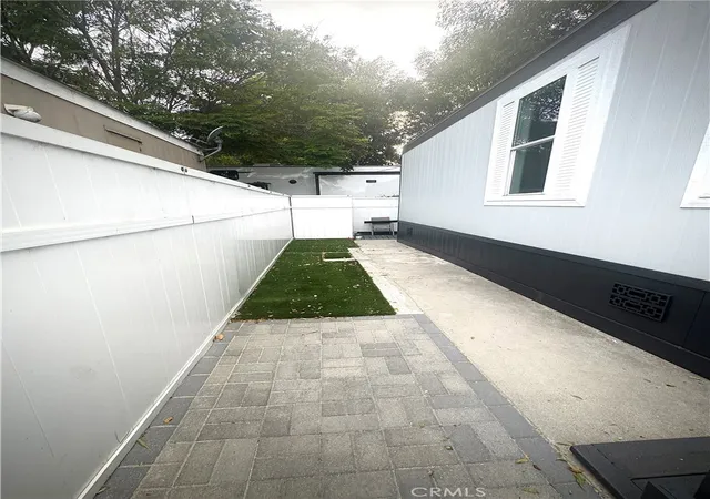 Homes for sale in Long Beach, CA | 400 E Arbor St E #502, Long Beach, CA 90805 | MLS# DW26106098