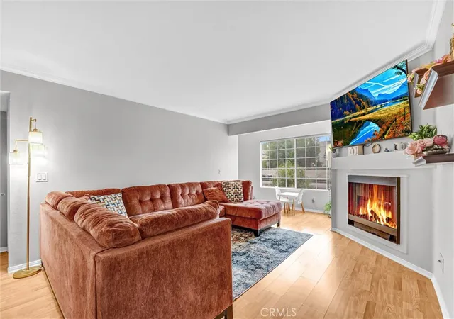 1st image of 5500 Owensmouth Ave #122, Woodland Hills, CA 91367 | MLS# PW26106941