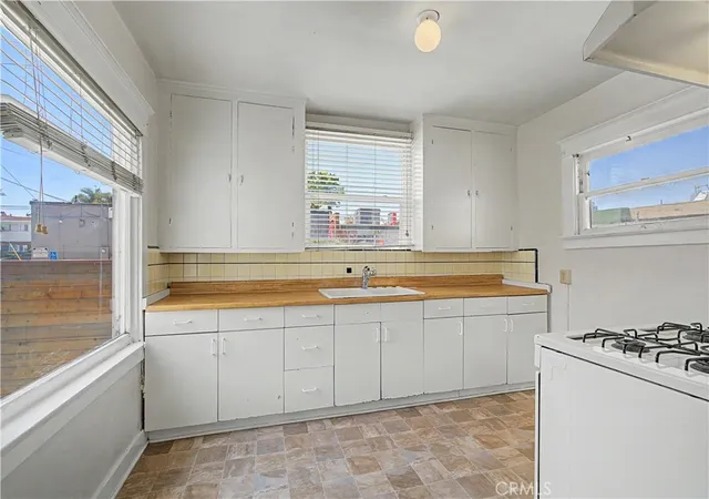 Homes for sale in Long Beach, CA | 421 Almond, Long Beach, CA 90802 | MLS# SB26082034