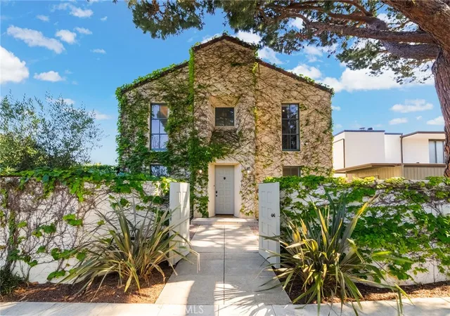 Photo 1 of Single family home for sale at 24722 Santa Clara, Dana Point, CA 92629 | MLS# OC26106967 | Listing updated on 2026-10-07