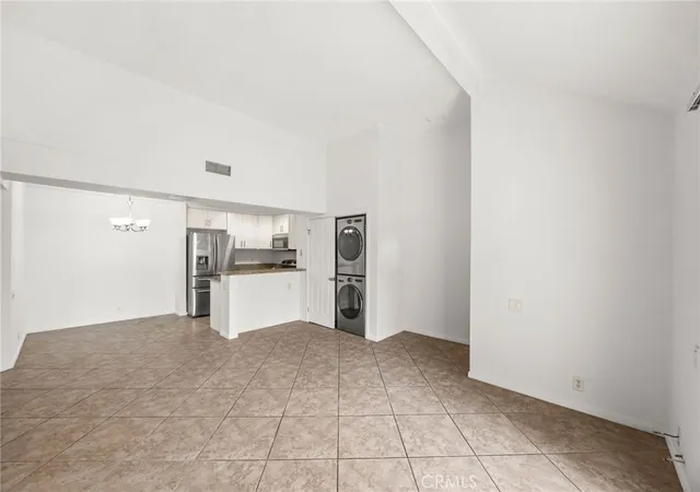 Listing Photo 4 - Condo for sale in building located at 1400 W Edgehill Rd, San Bernardino, CA 92405 - Unit #80