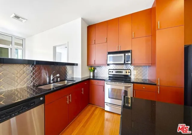 5th image of 3810 Wilshire Blvd #605, Los Angeles, CA 90010 | MLS# 26832727