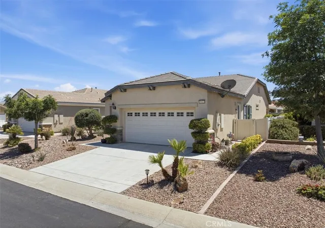 Photo 3 of Sale Pending at 19423 Crystal Springs Ln, Apple Valley, CA 92308 | MLS# IV26104608 | Listing updated on 2026-10-09