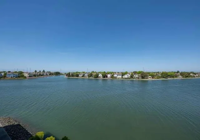 Homes for sale in Redwood City, CA | 300 Baltic Cir #318, Redwood City, CA 94065 | MLS# ML82047254