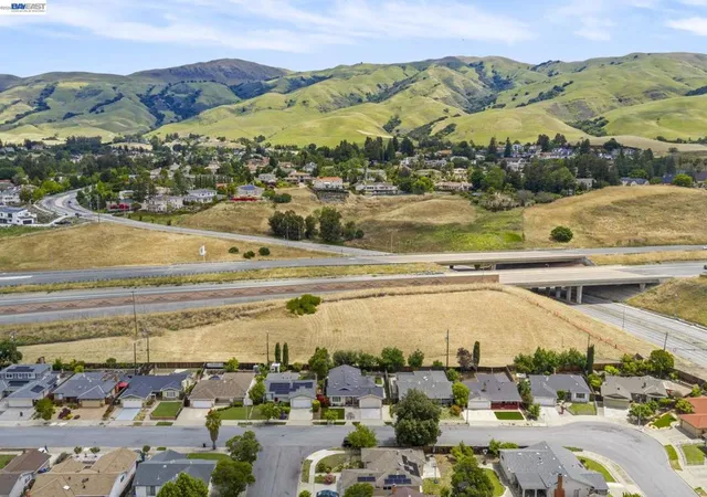 5th image of E Warren Ave, Fremont, CA 94539 | MLS# 41135078