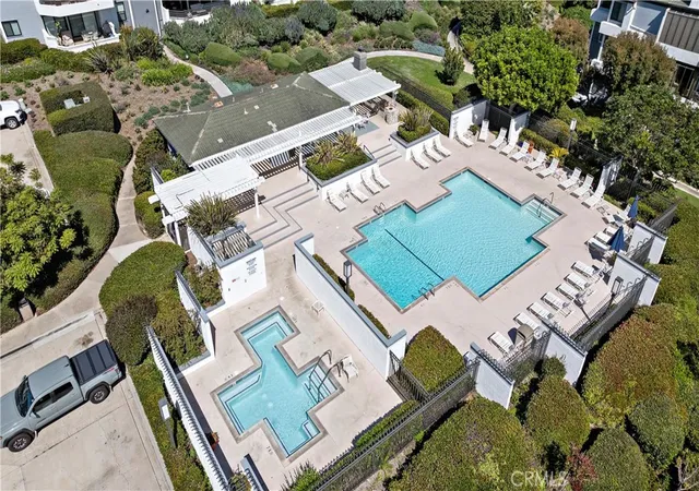 2nd image of 950 Cagney Ln #201, Newport Beach, CA 92663 | MLS# NP26104063